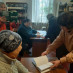 До Дня добровольця фiлiя №33 підготувала iнформаційно-літературний колаж «Україна знову в огні»